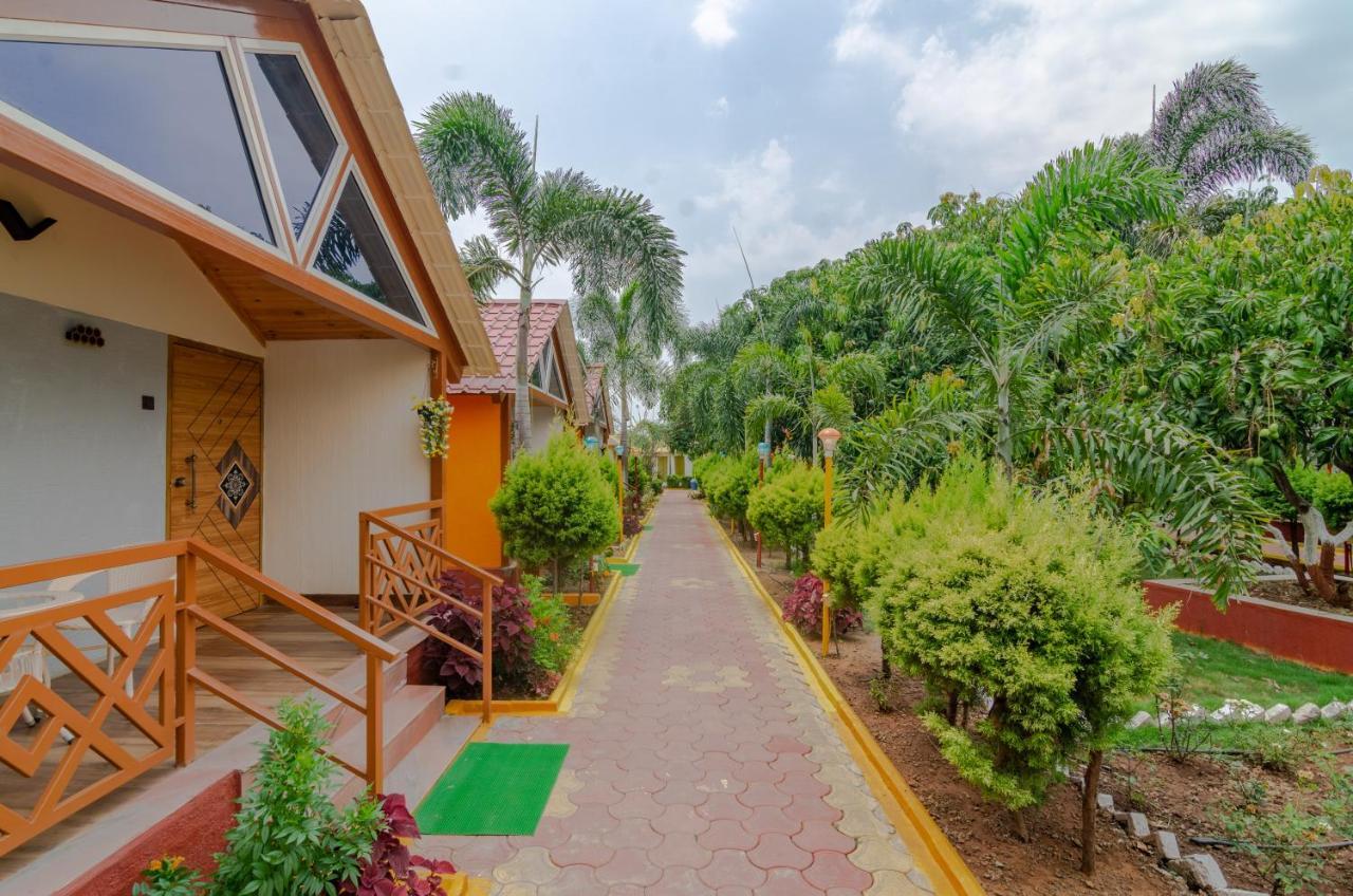 Natures Dreamland Holiday Homes, Igatpuri Esterno foto